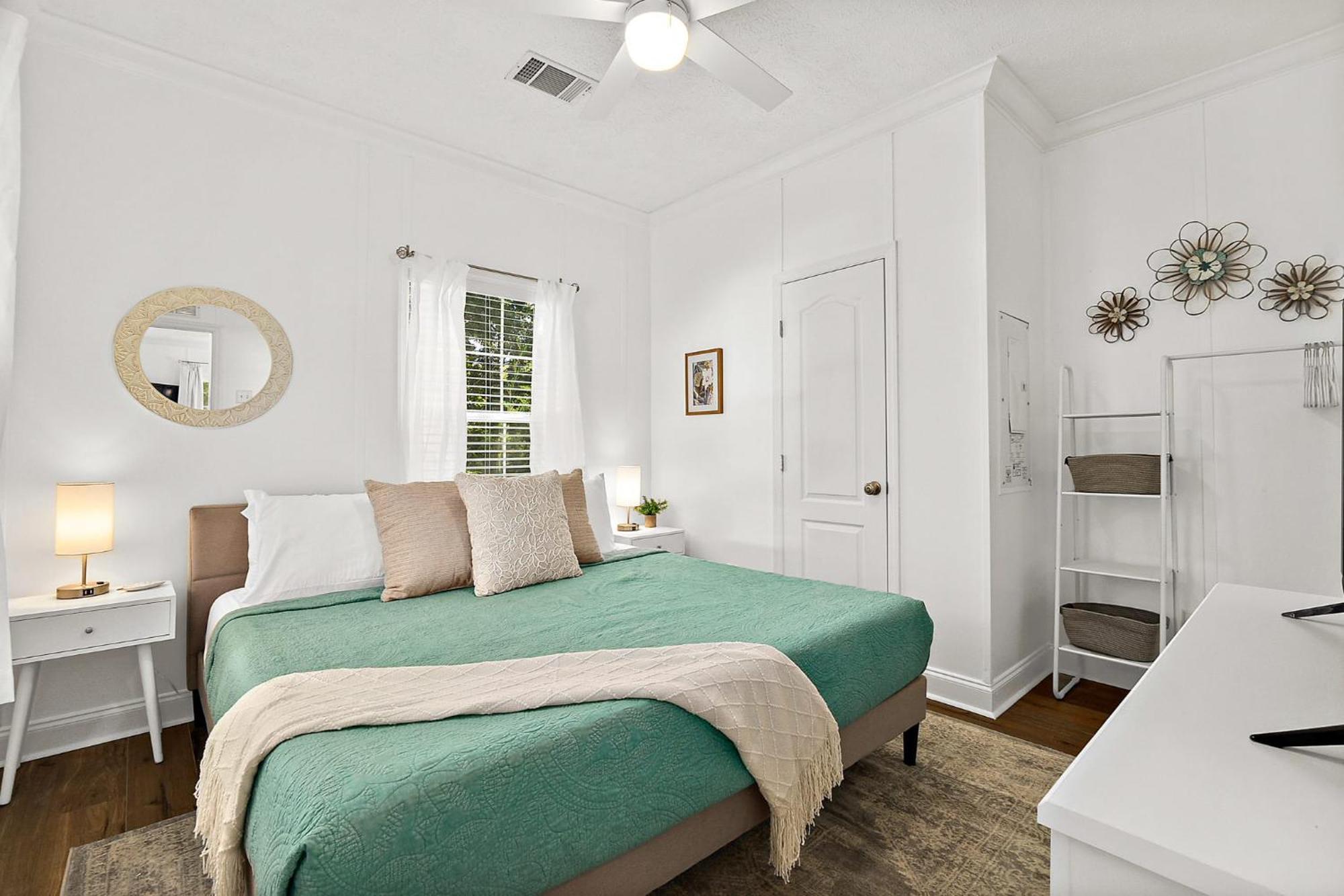 Apartment Treetop - 3 Blocks From Historic District *